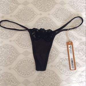 SKIMS Fits Everybody Lace String Thong